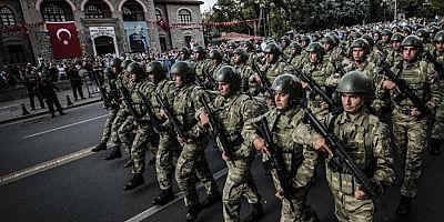 ABD'nin Kıbrıs'taki adımına Türkiye'den jet hızında cevap! Adaya daha fazla asker ve silah sevkiyatı başlıyor