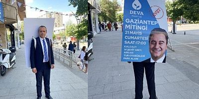 DEVA Partisi Gaziantep'te afiş yasağını böyle deldi: İl başkanı afişleri sırtına asarak sokak sokak gezdi